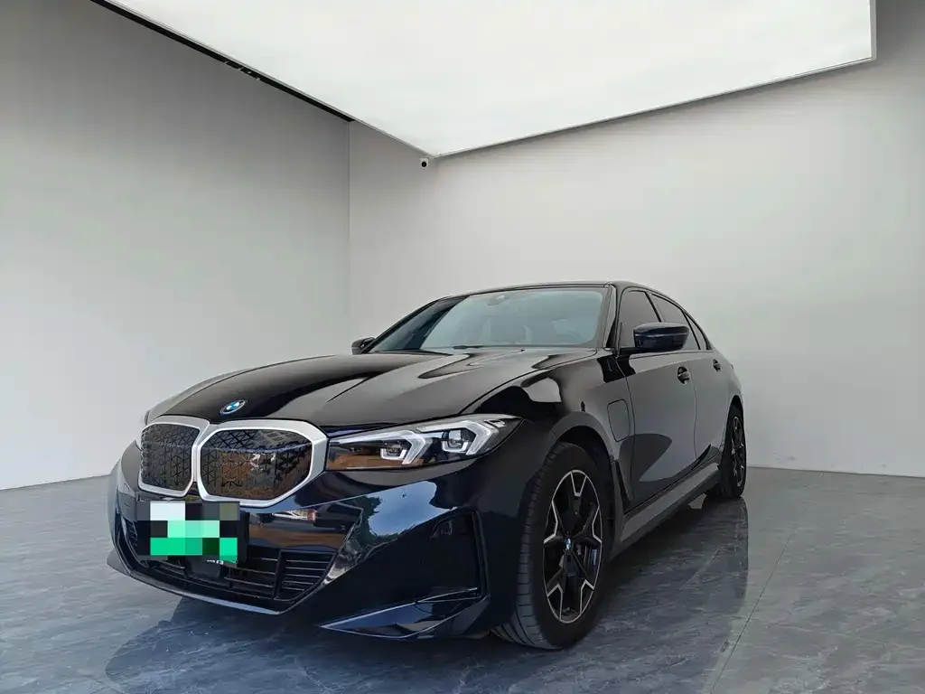 BMW i3 — фото 1