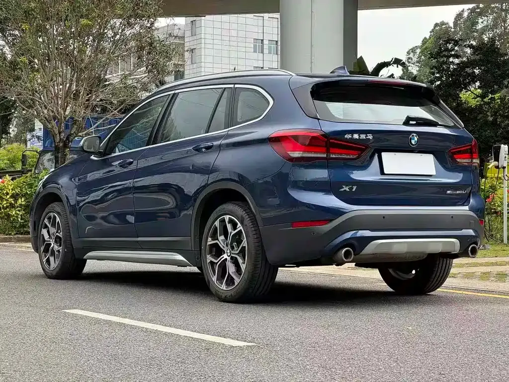 BMW X1 — фото 10