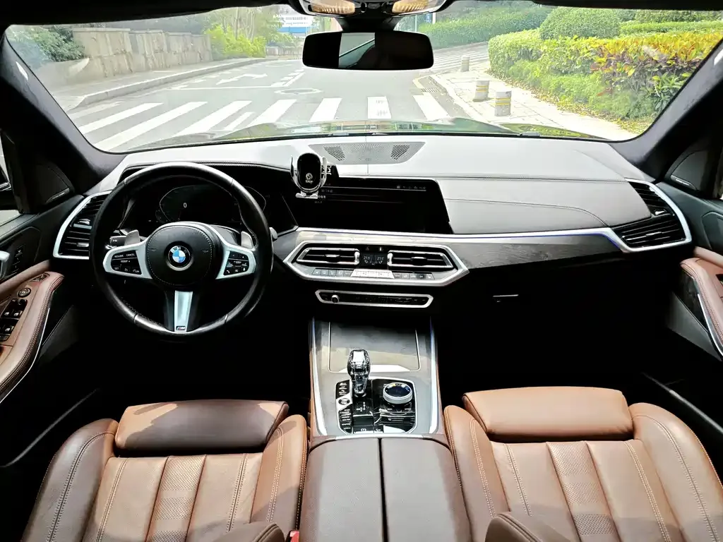 BMW X5 (Import) — фото 5