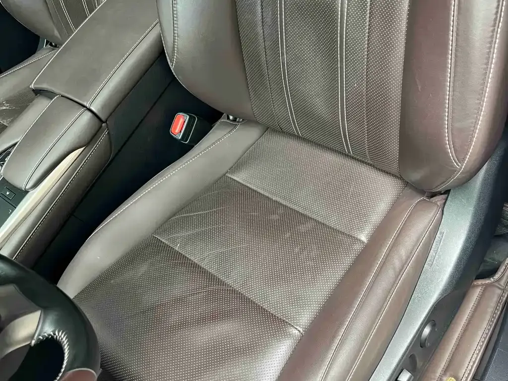 Lexus RX — фото 10