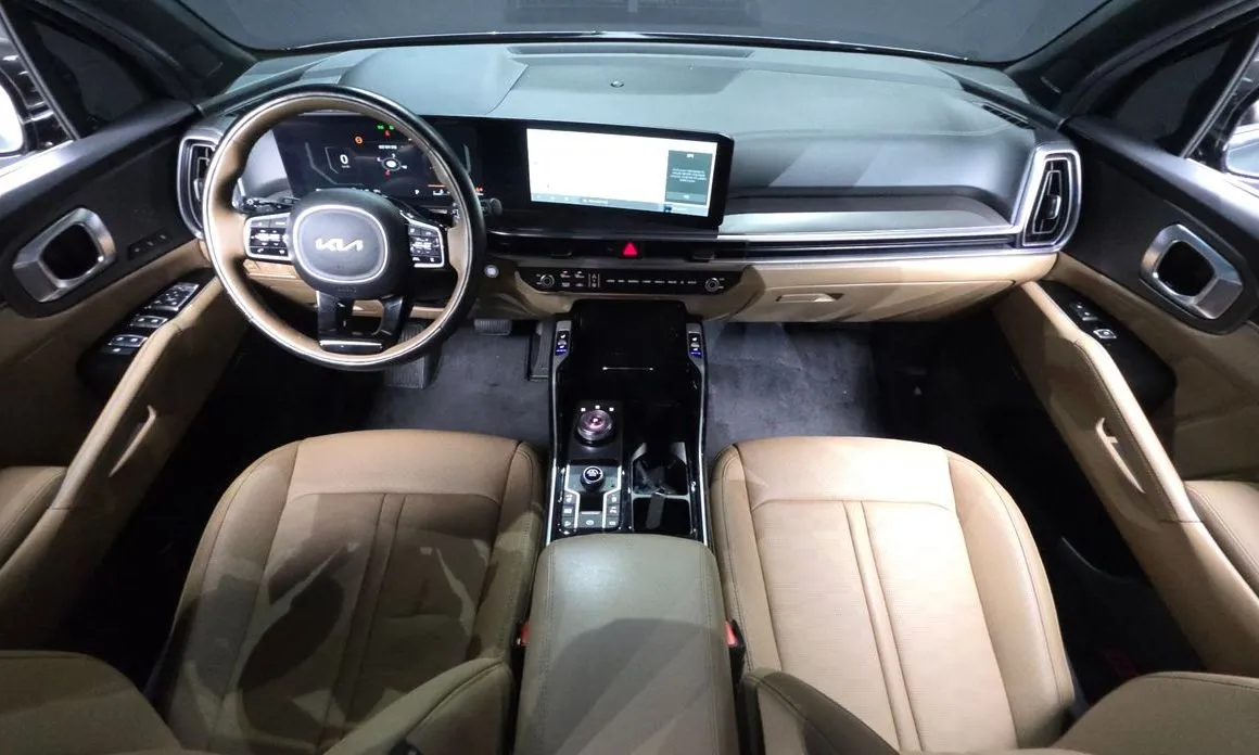 Kia Sorento — фото 7