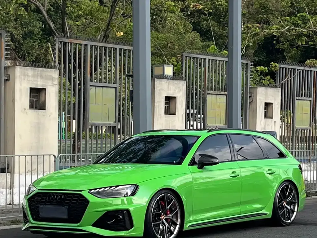 Audi RS 4