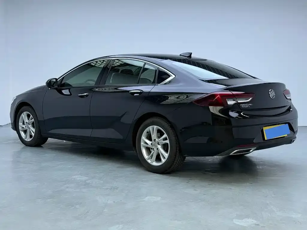 Buick Regal — фото 7