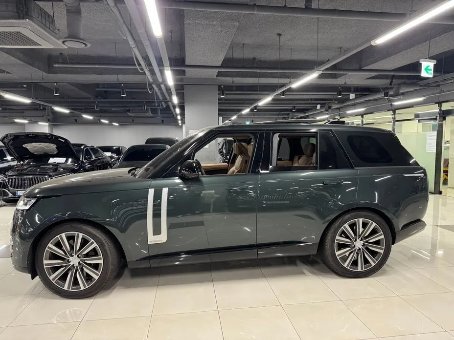 Land Rover Range Rover 2023 из KR, фото 8