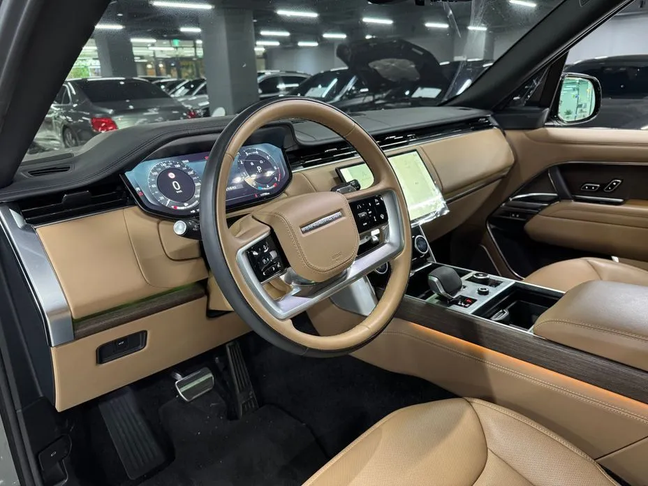 Land Rover Range Rover 2023 из KR, фото 9