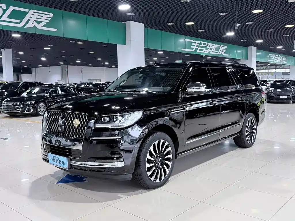 Lincoln Navigator — фото 1