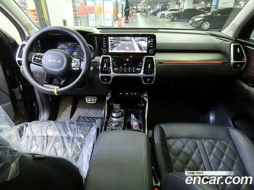 Kia Sorento — фото 8