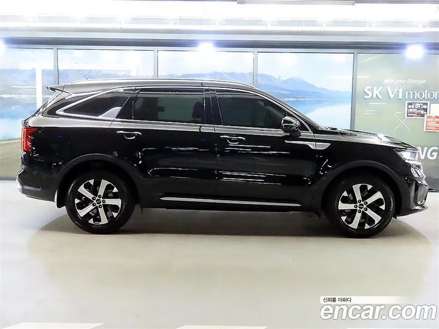 Kia Sorento — фото 6