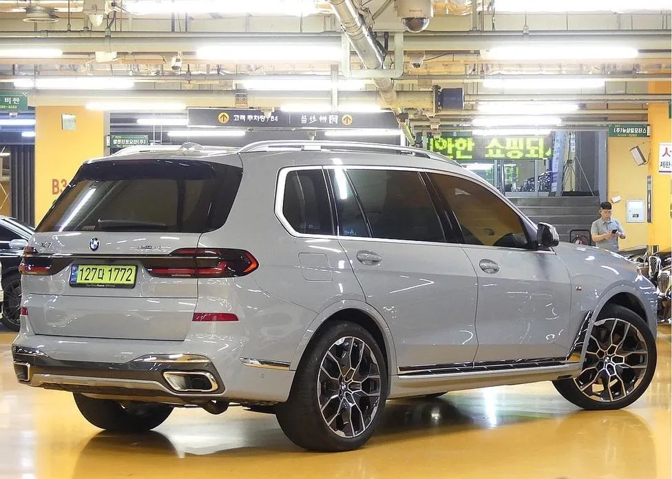 BMW X7 2024 из KR, фото 3