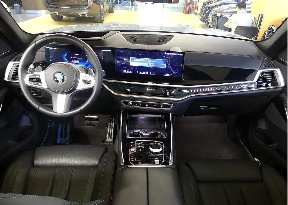 BMW X7 2024 из KR, фото 7