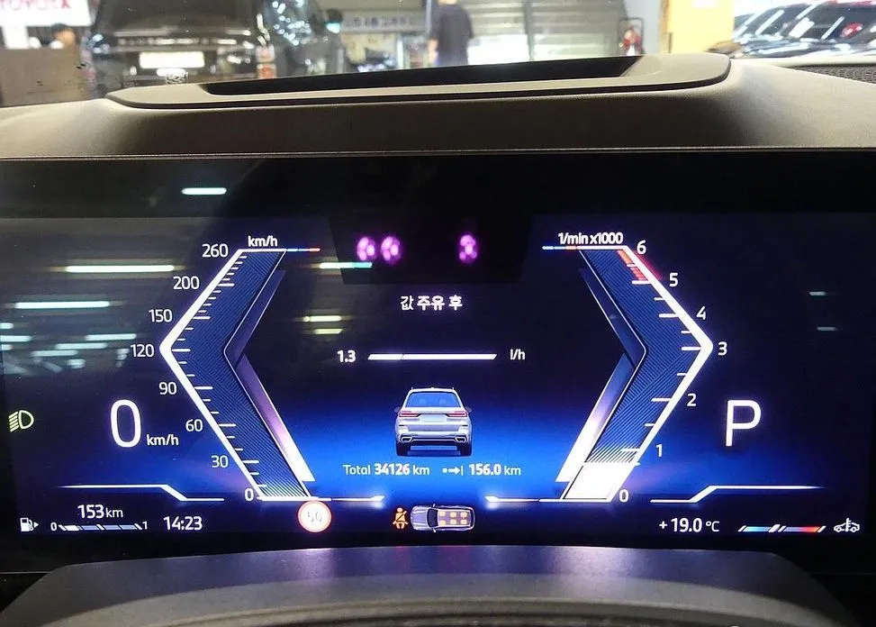 BMW X7 2024 из KR, фото 5