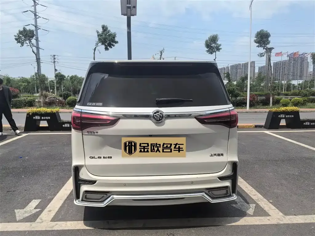 Buick GL8 2021 из CN, фото 3