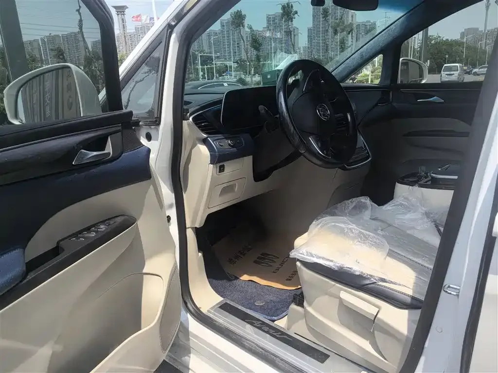 Buick GL8 2021 из CN, фото 8