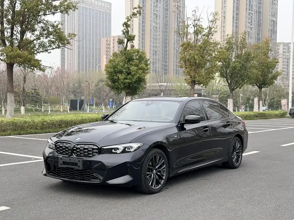 BMW 3 Series — фото 1