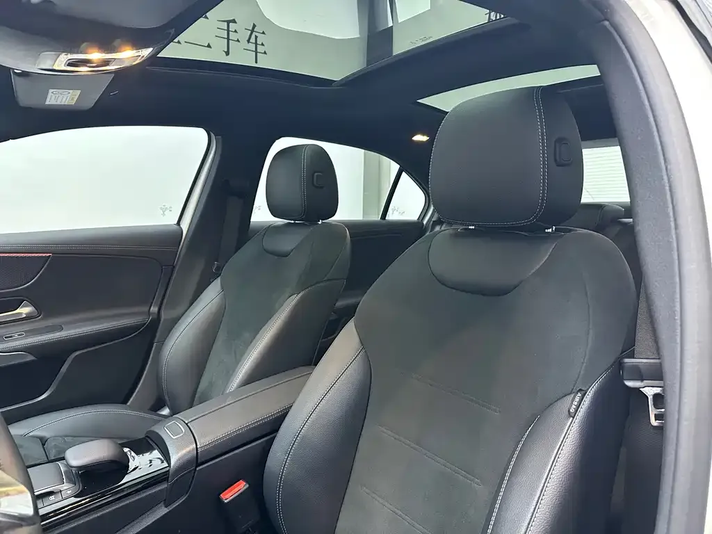 Mercedes-Benz A-Class — фото 10