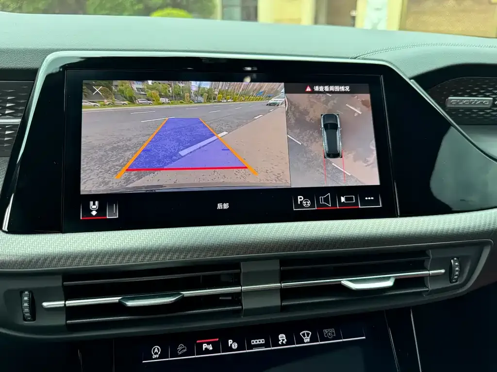 Audi Q6 2025 из CN, фото 7
