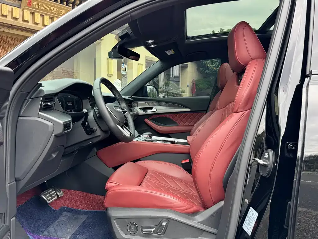 Audi Q6 2025 из CN, фото 9