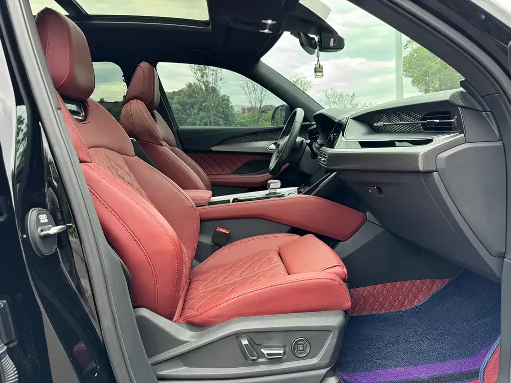 Audi Q6 2025 из CN, фото 4