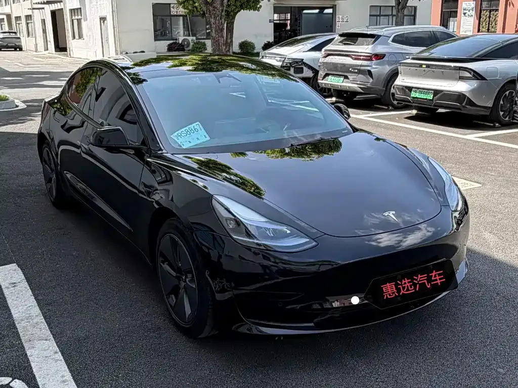 Tesla Model 3 — фото 6