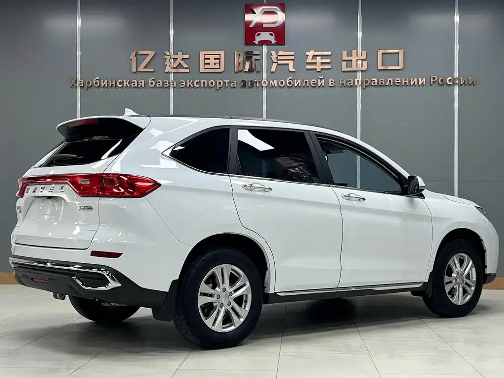 Haval M6 — фото 8