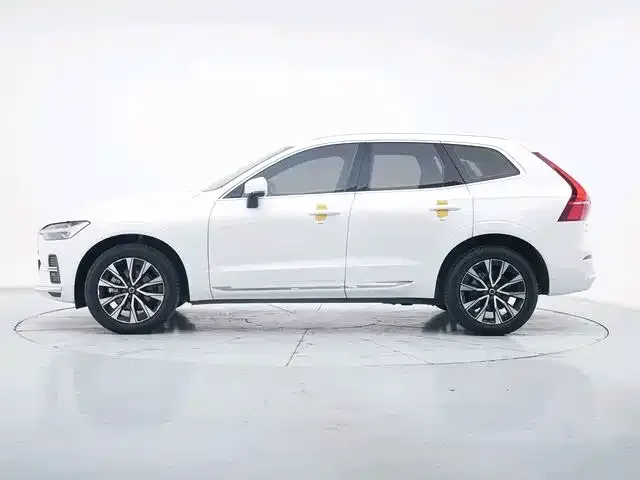 Volvo XC60 — фото 2