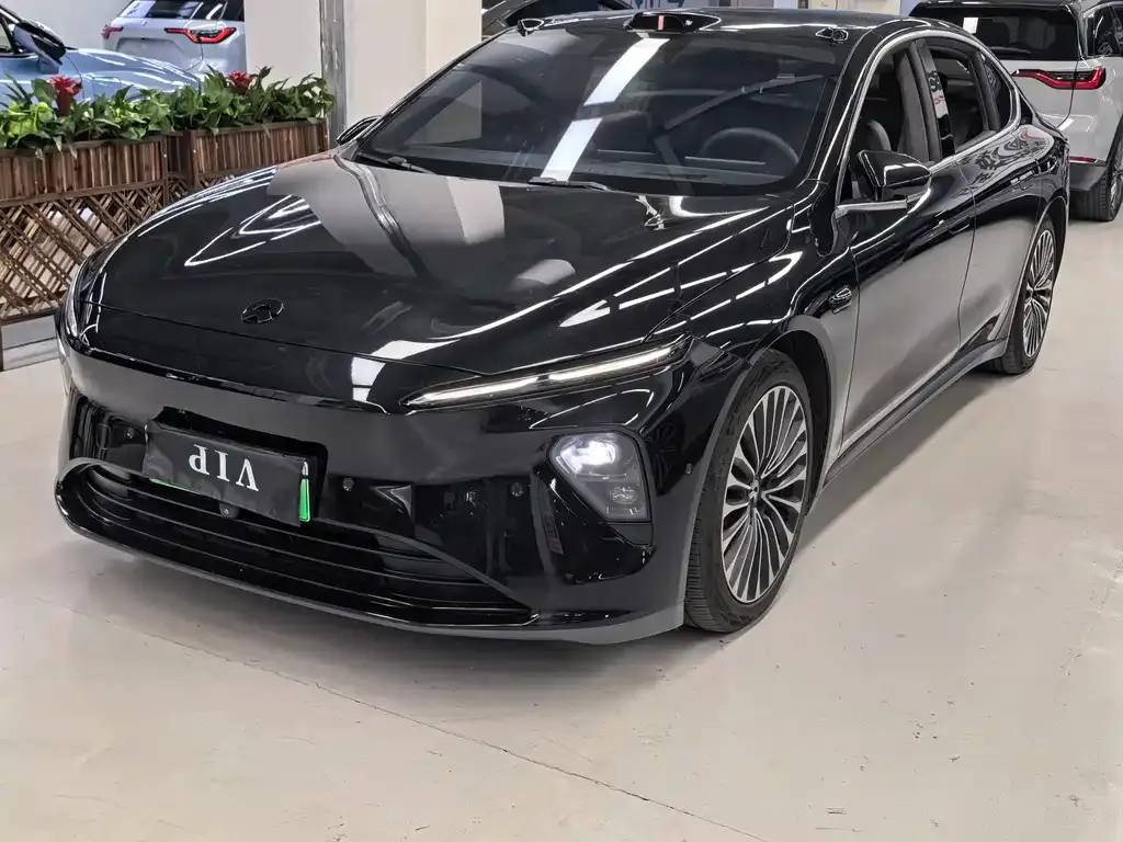 NIO ET7