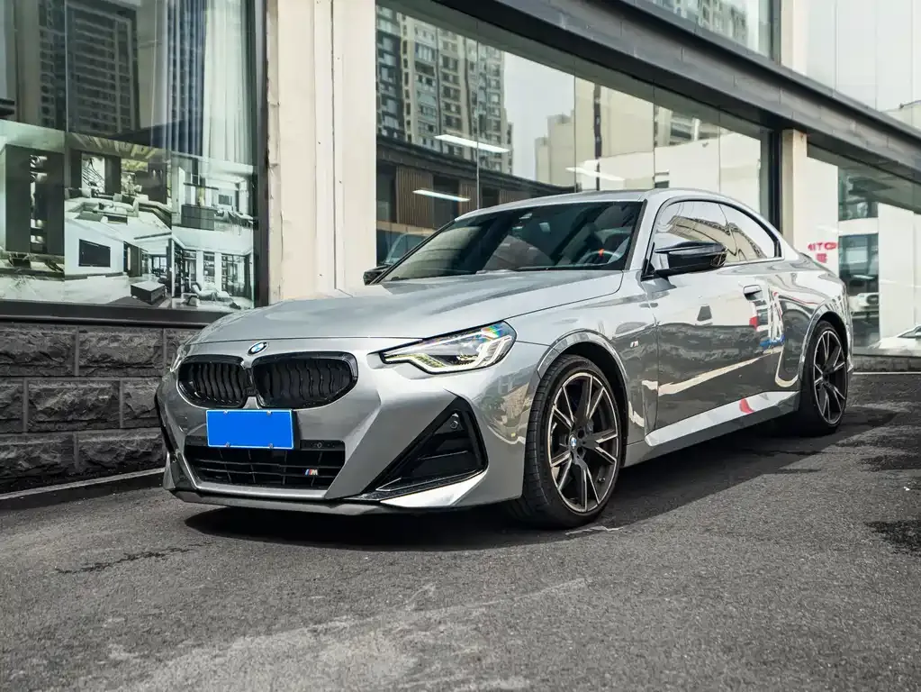 BMW M240i — фото 1