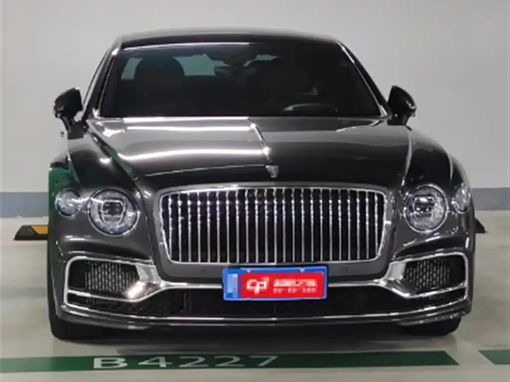 Bentley Flying Spur — фото 2