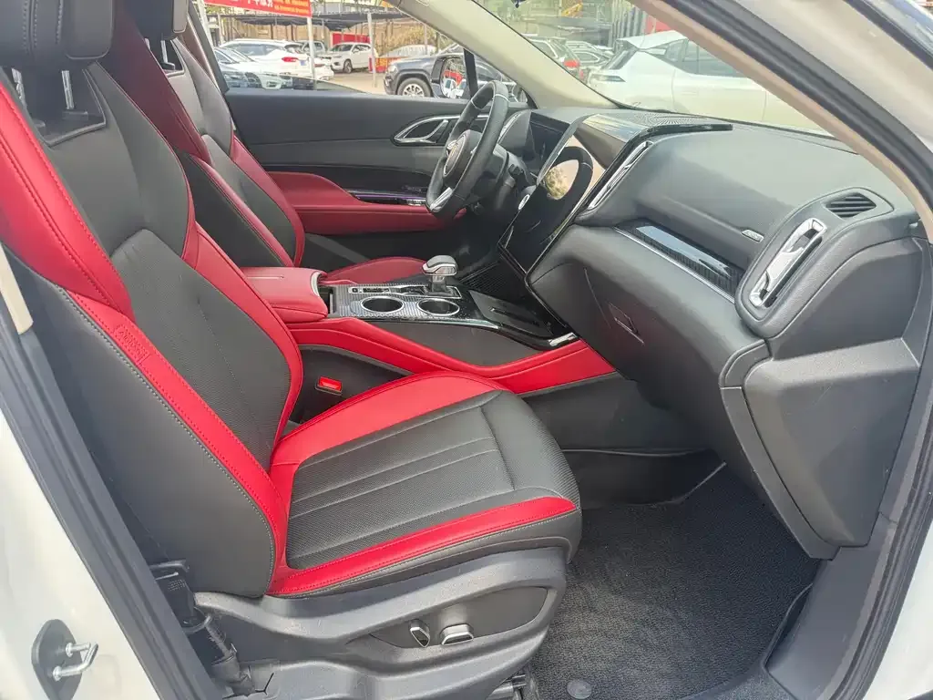 Hongqi HS3 2025 из CN, фото 3