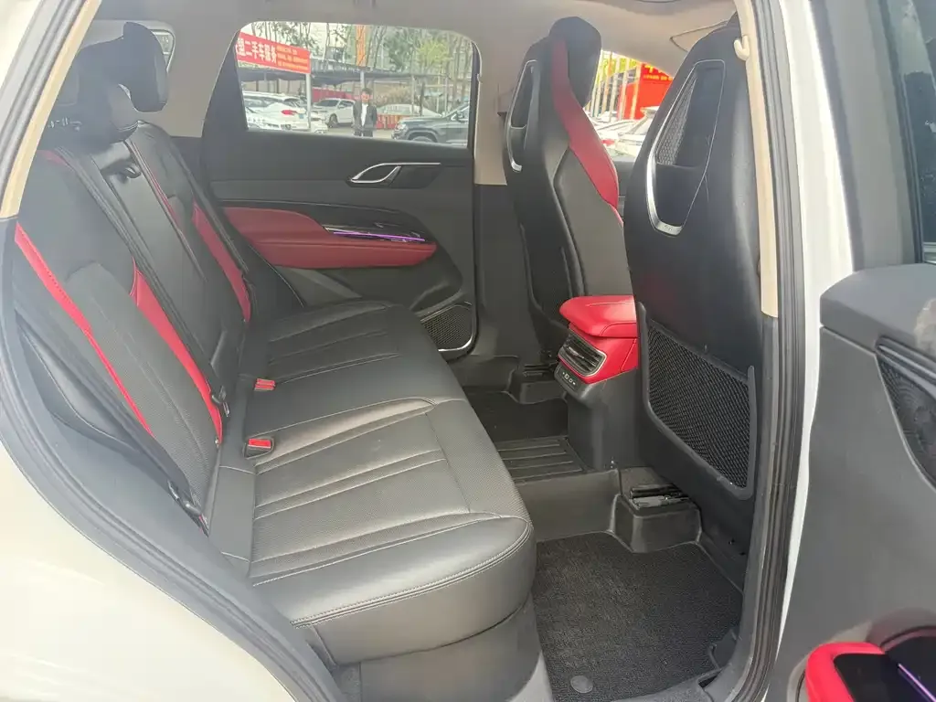 Hongqi HS3 2025 из CN, фото 8