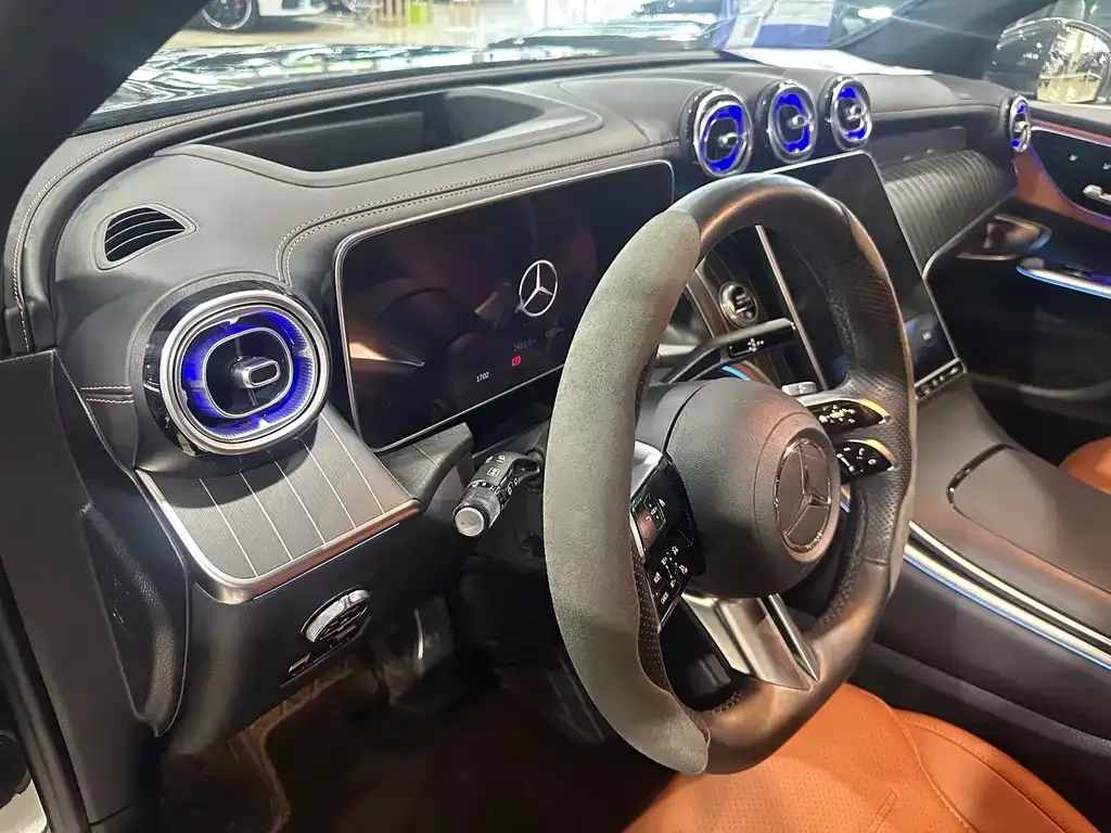 Mercedes-Benz GLC — фото 4