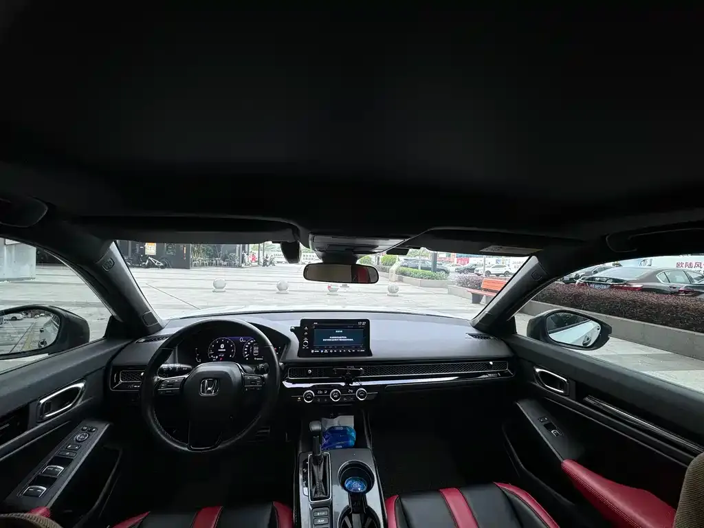 Honda Civic — фото 8
