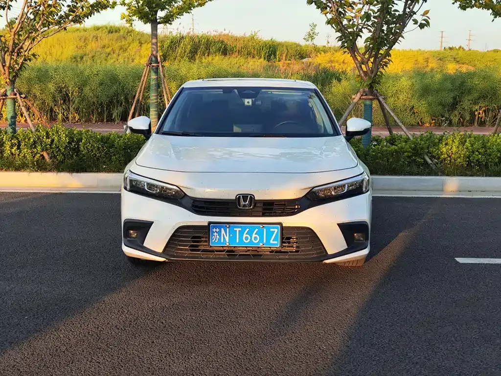 Honda Civic — фото 8
