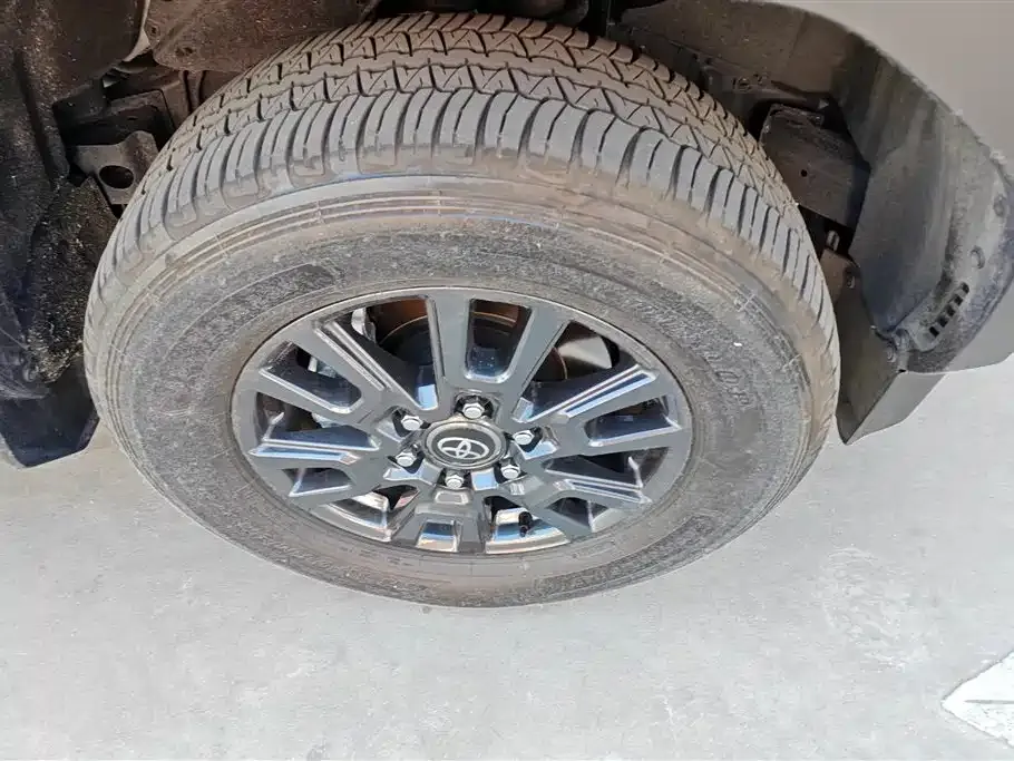 Toyota Prado 2025 из CN, фото 5