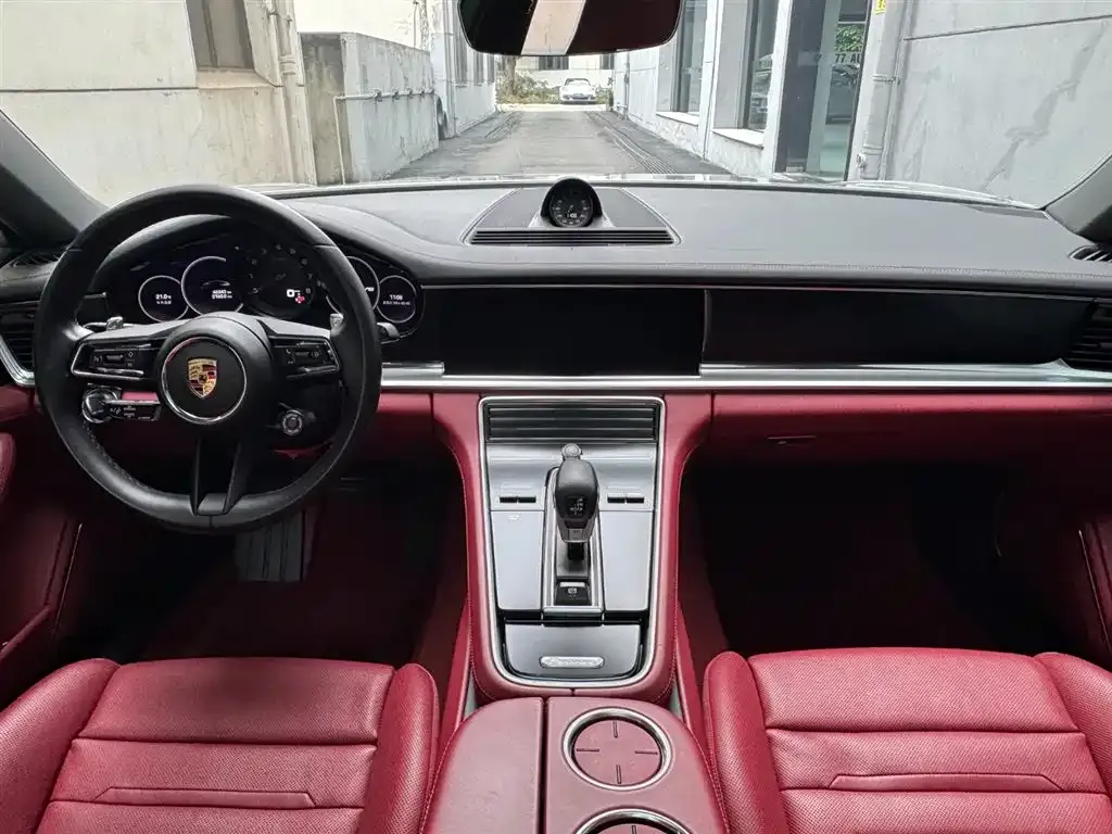 Porsche Panamera 2023 из CN, фото 4