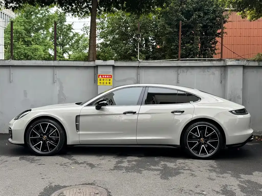 Porsche Panamera 2023 из CN, фото 5