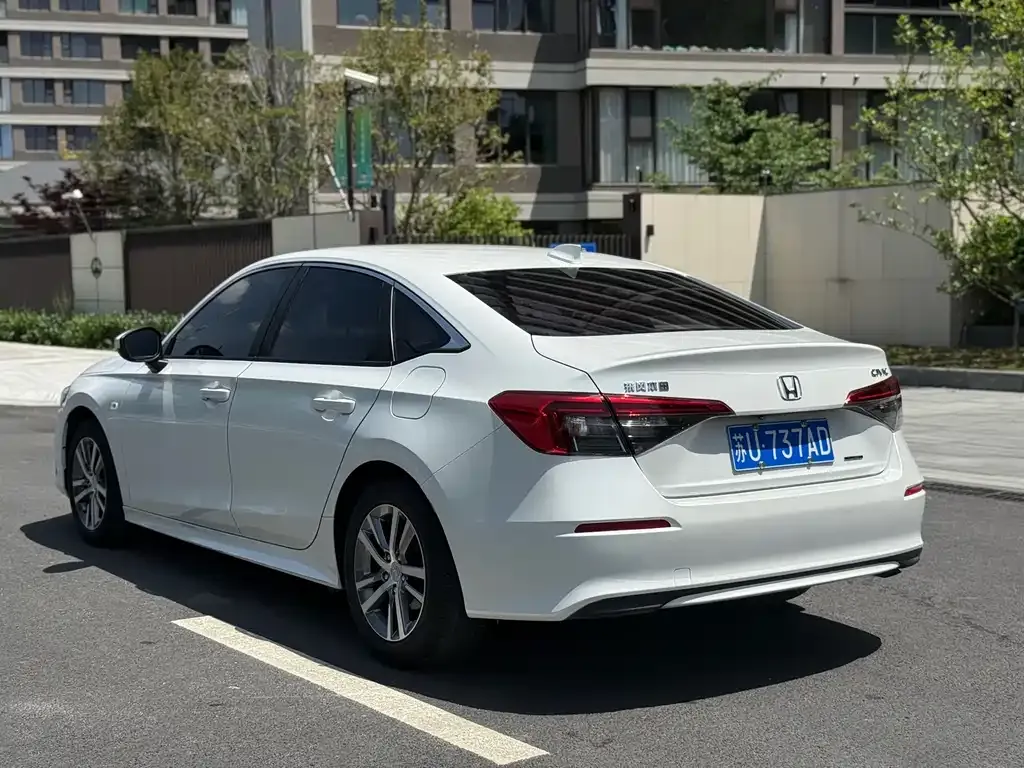 Honda Civic — фото 9