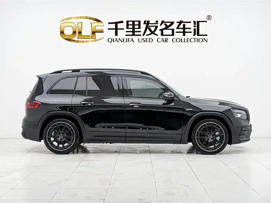 Mercedes-Benz GLB AMG — фото 9