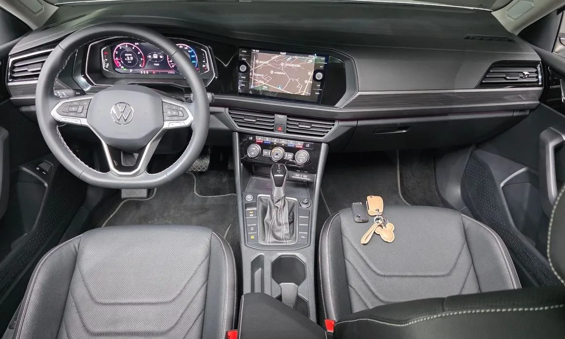 Volkswagen Jetta 2023 из KR, фото 8