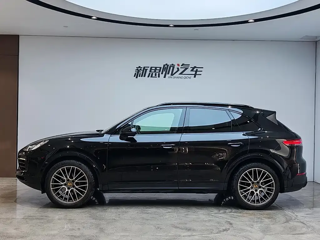 Porsche Cayenne — фото 3