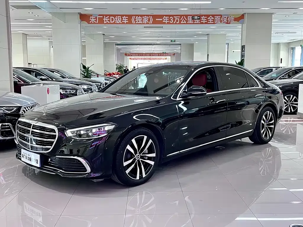 Mercedes-Benz S-Class — фото 1