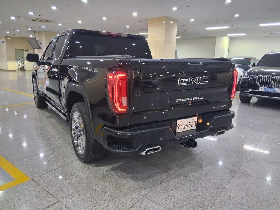GMC Sierra 2023 из KR, фото 5
