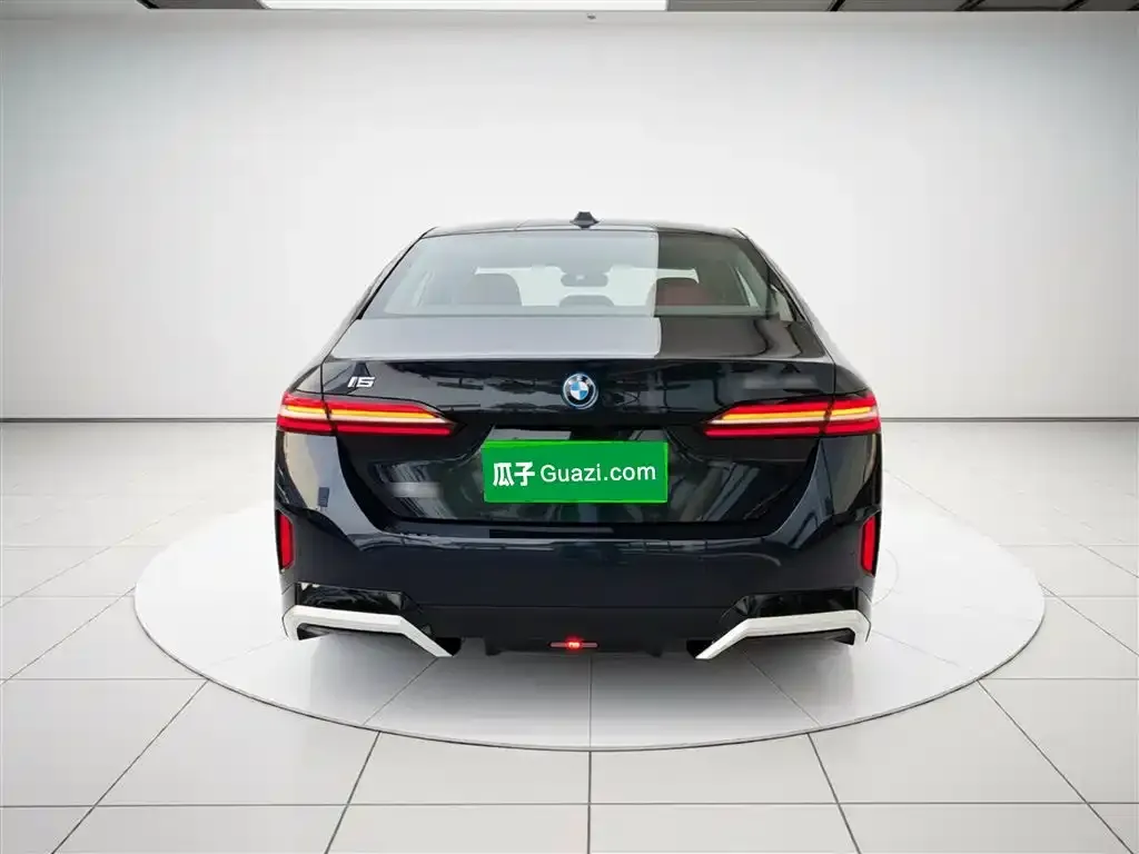 BMW i5 — фото 10