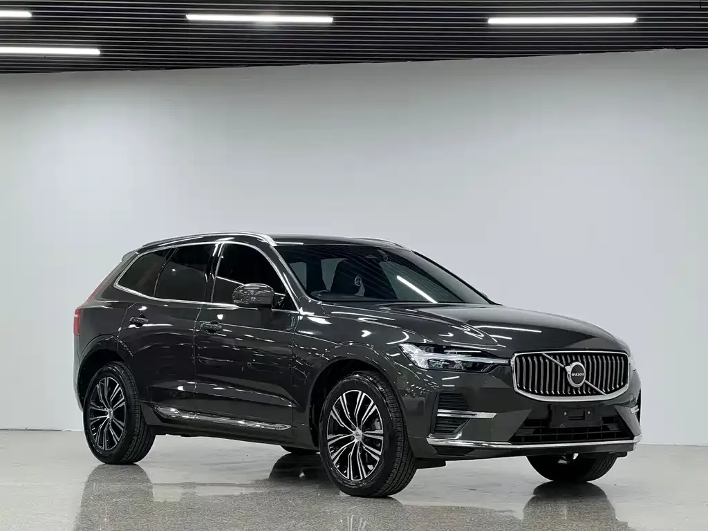 Volvo XC60 — фото 4