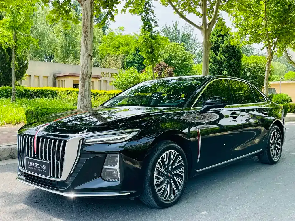 Hongqi H5 — фото 1