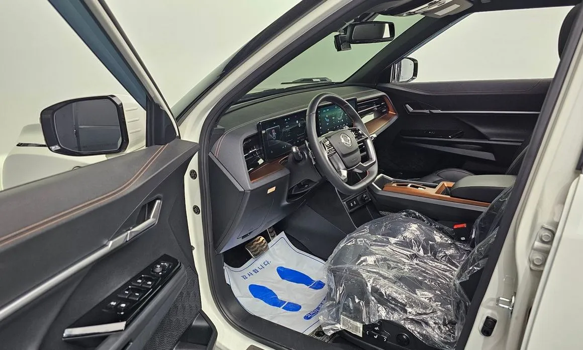 KG Mobility (Ssangyong) Torres — фото 10