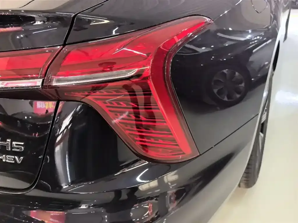 Hongqi H5 PHEV 2026 из CN, фото 8