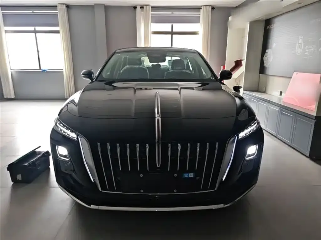 Hongqi H5 PHEV — фото 2