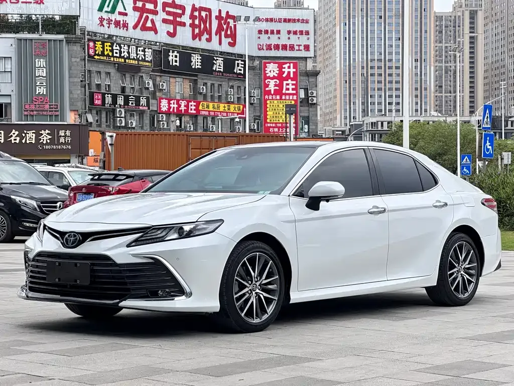 Toyota Camry 2021 из CN, фото 1