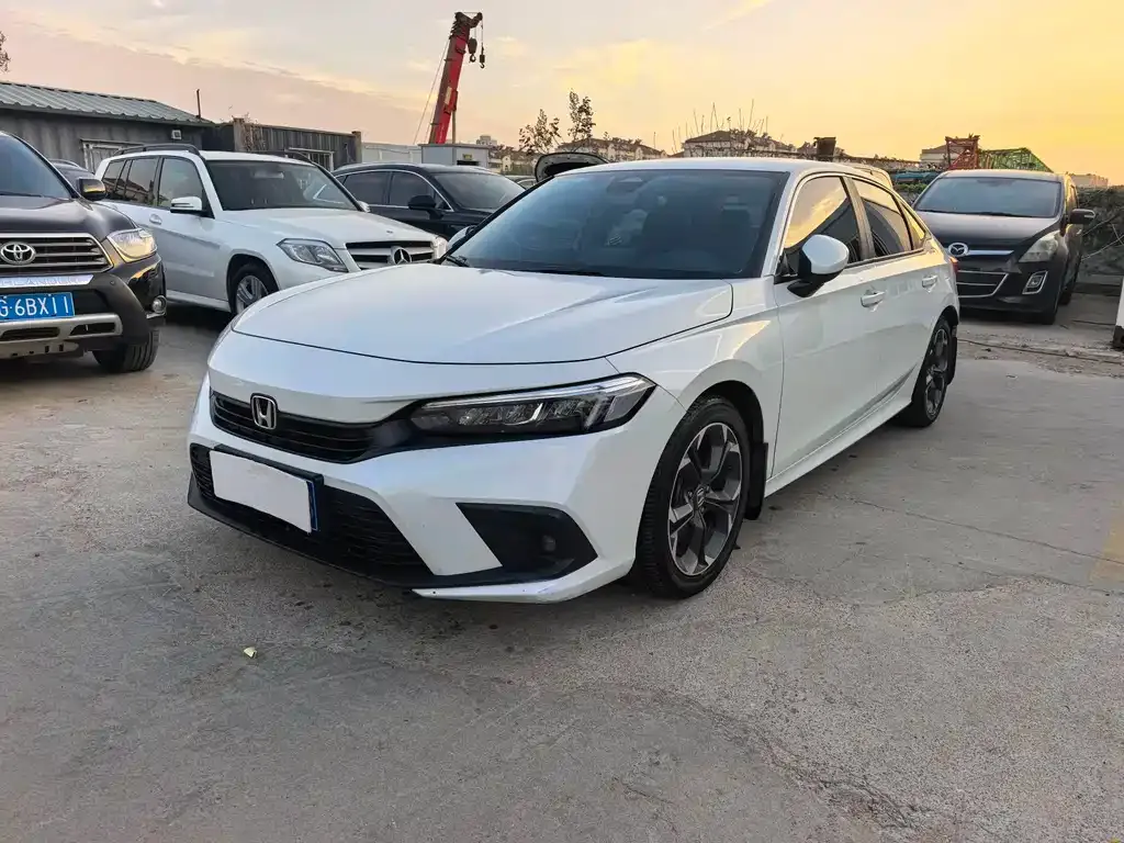 Honda Civic — фото 1